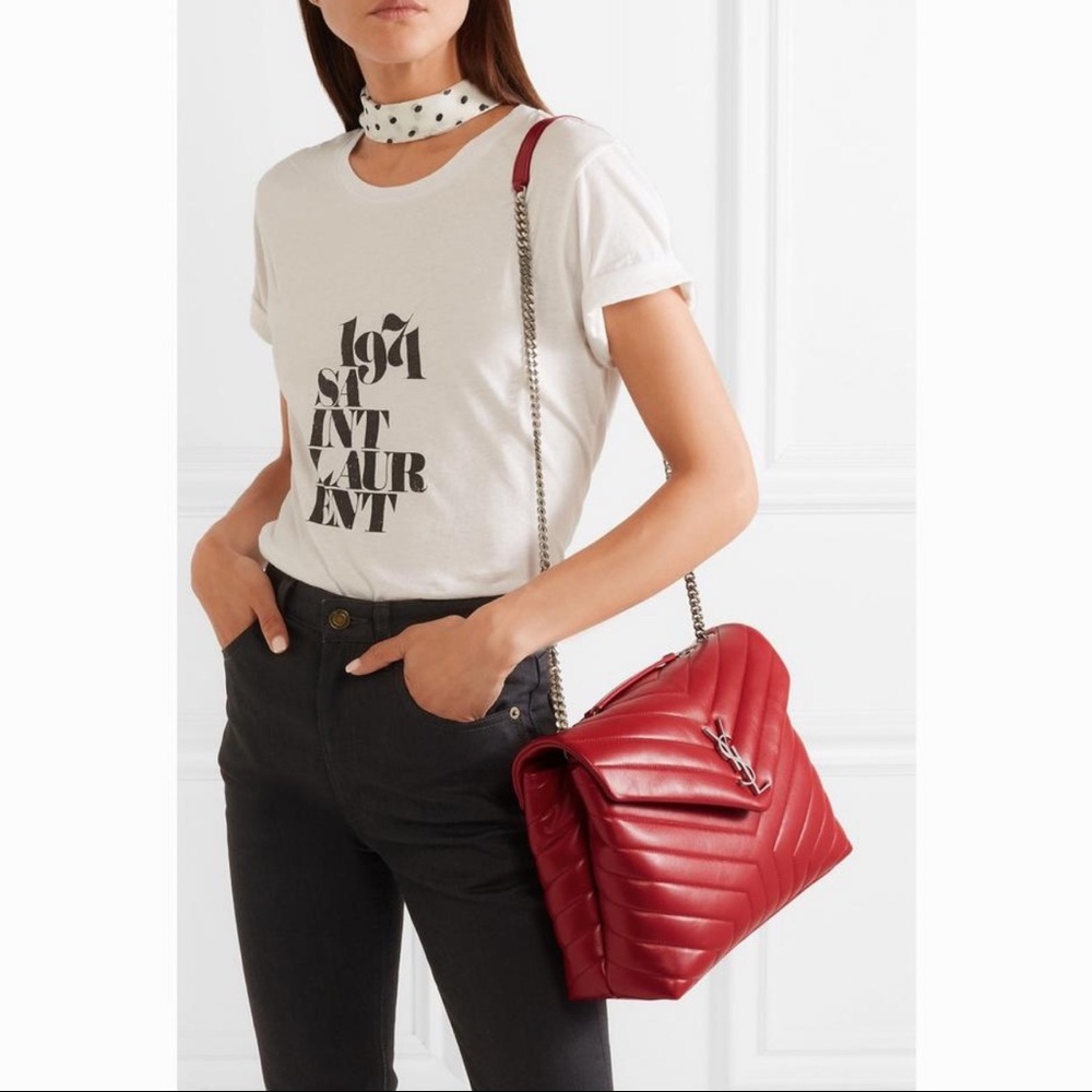 Saint Laurent Medium Monogram Loulou Leather Bag - Picture 8 of 8
